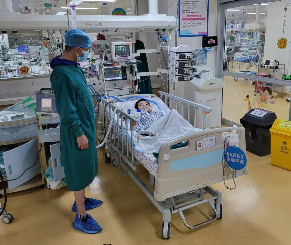 开原市跨省救护车出租公司